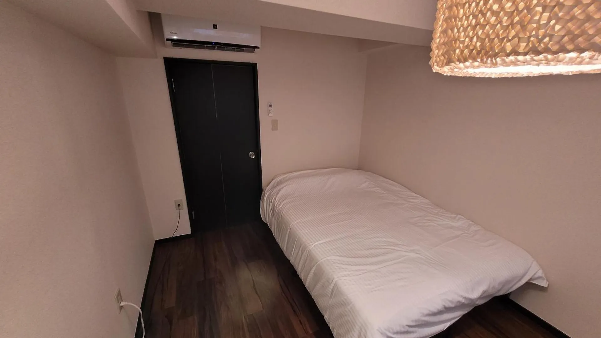東京都Tani Houseアパートメント 0*, 東京都 日本
